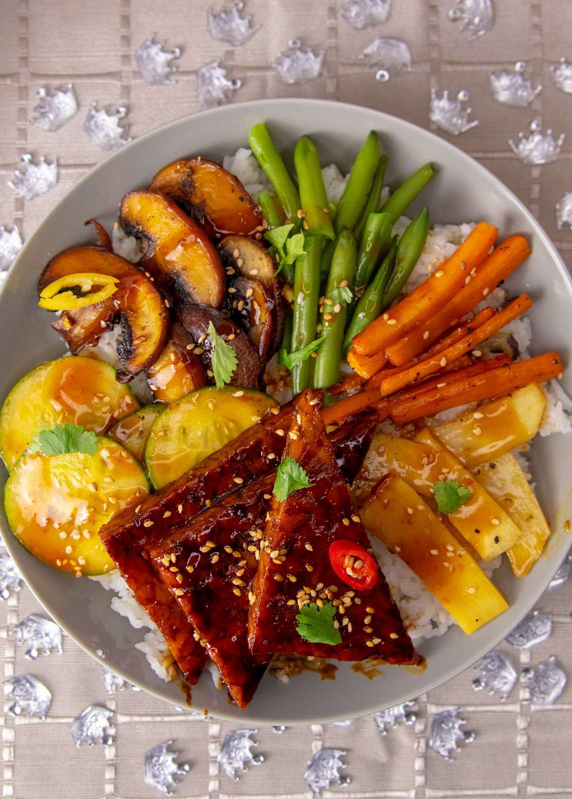 Daniels Kochstunde:  Koreanisches Bibimbap mit Tempeh